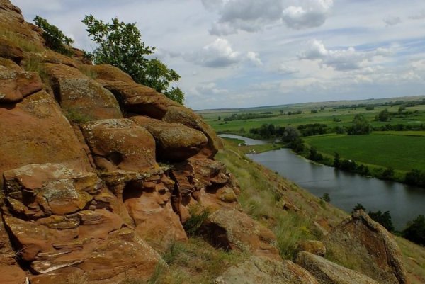 Каменное озеро Саракташский
