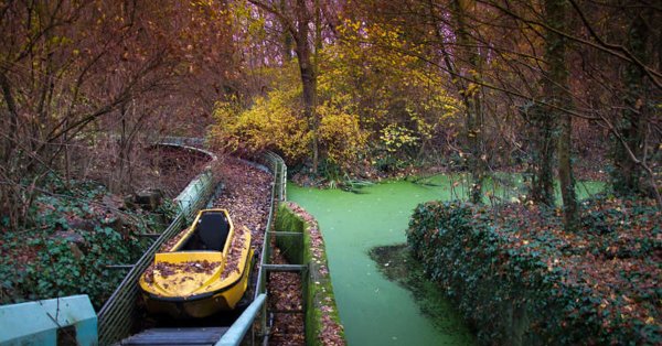 Заброшенный парк аттракционов