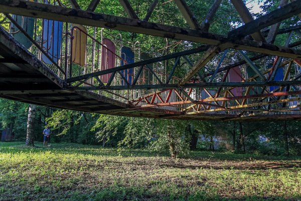 Заброшенный парк аттракционов Екатерингоф