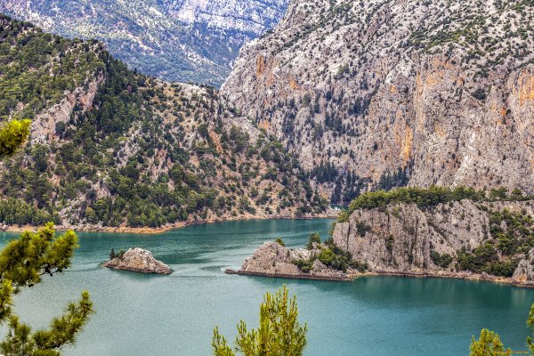 Озеро Гелхисар Турция