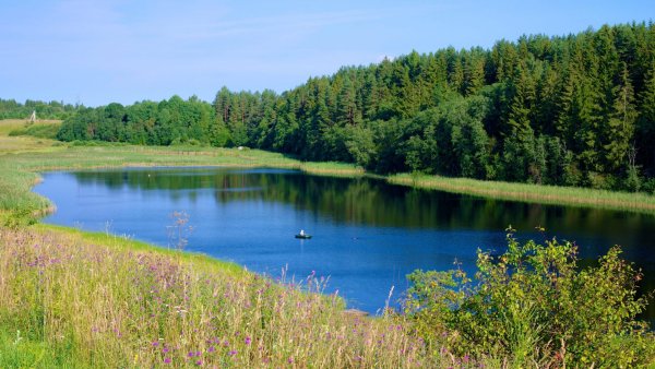 Печоры Псковской области озеро
