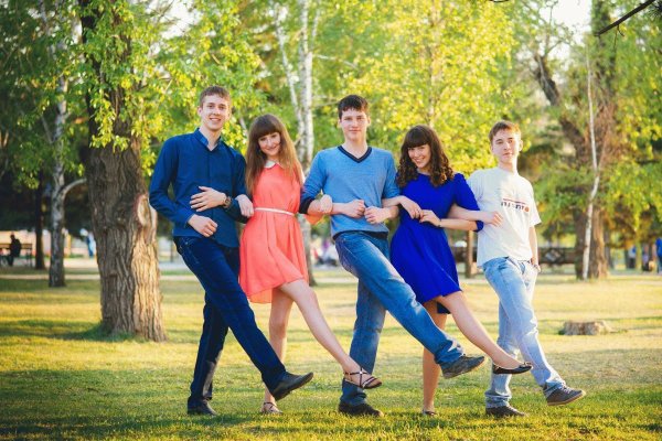 Фотосессия выпускников на природе