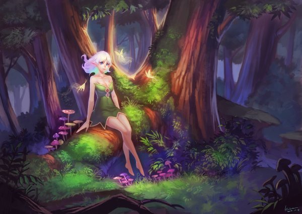 Девушка Эльф в лесу