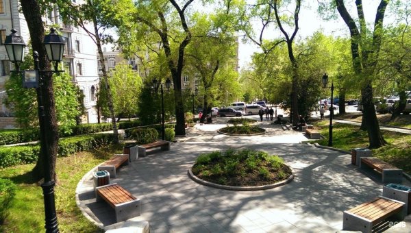 Театральный сквер Владивосток