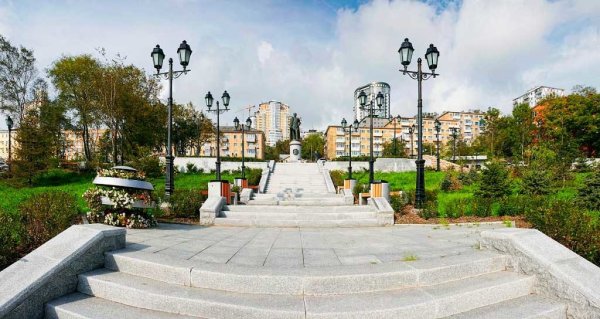 Парк сквер Владивосток