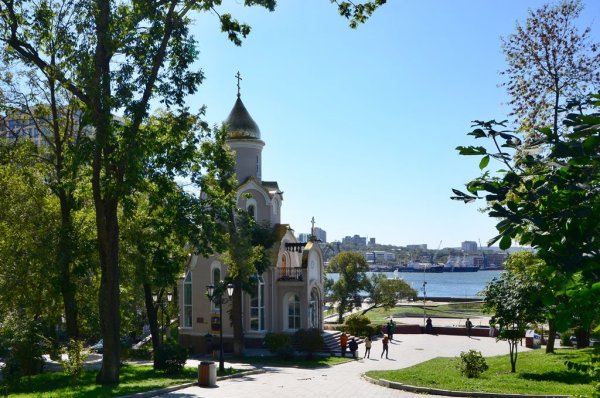 Адмиралтейский сквер во Владивостоке