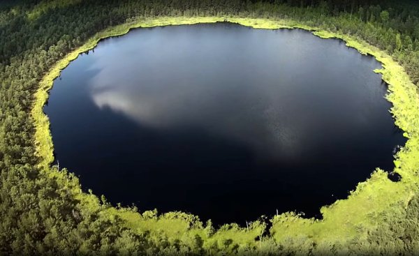 Мертвое озеро озеро