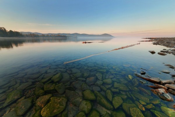 Прозрачное озеро Байкал