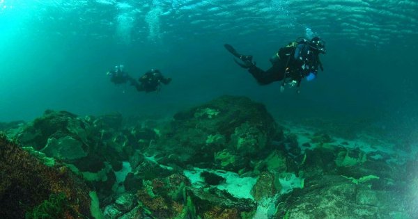 Озеро Байкал дно озера