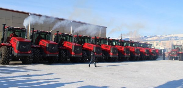 Кировский завод тракторы Кировец