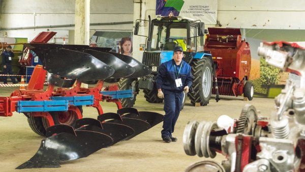 Оборудование для ремонта тракторов и сельхозтехники