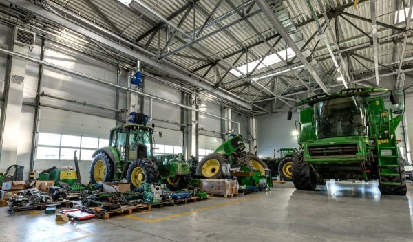 Ремонтный цех сельхозтехники