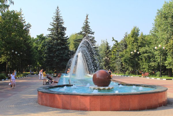 Парк Победы Белгород фонтан