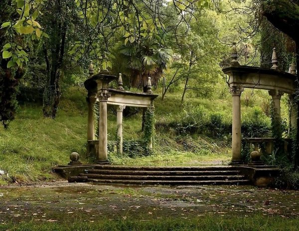Кисловодский парк заброшенные усадьбы
