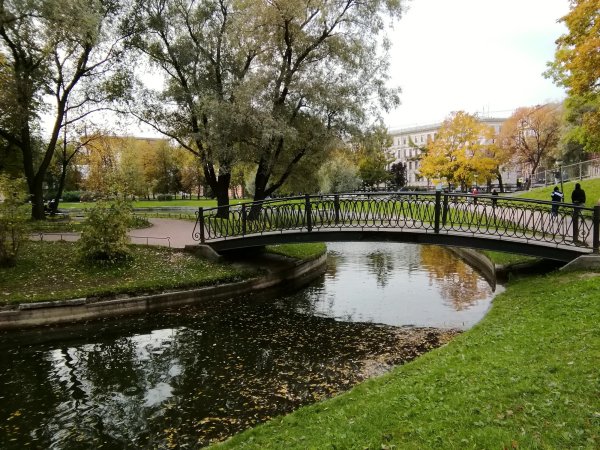 Юсуповский сад в Санкт-Петербурге
