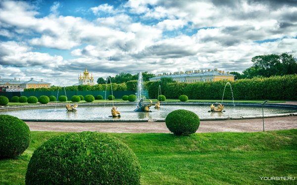 Парки и фонтаны Петергофа