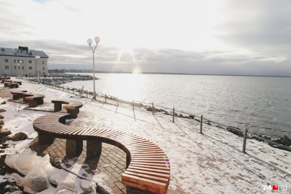 Сквер на озере Смолино Челябинск