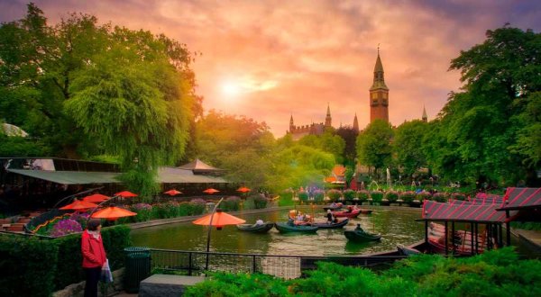 Дания Tivoli Gardens