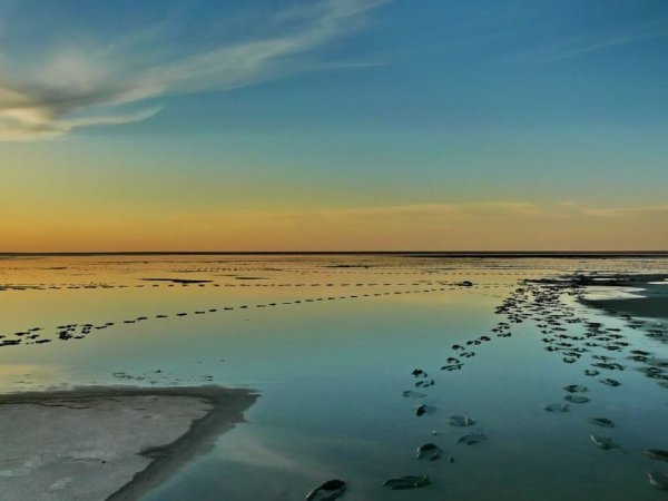 Солёное озеро в Волгоградской области Эльтон