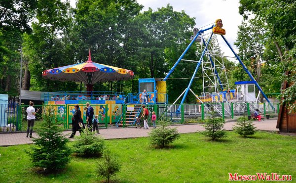 Аттракционы в парке Толстого Брянск
