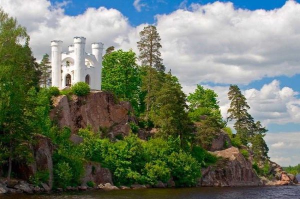 Замок Монрепо в Выборге