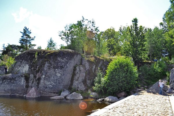 Парк «Монрепо» в Выборге в Ленинградской области
