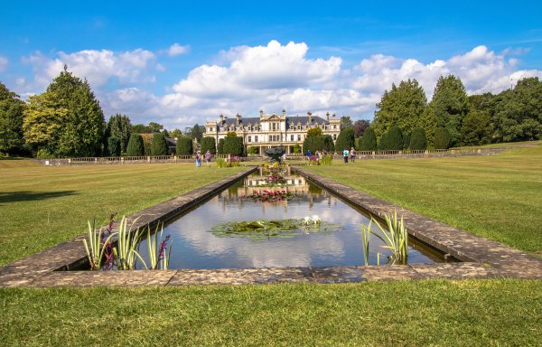 Парк Кан Кампасоль пруд