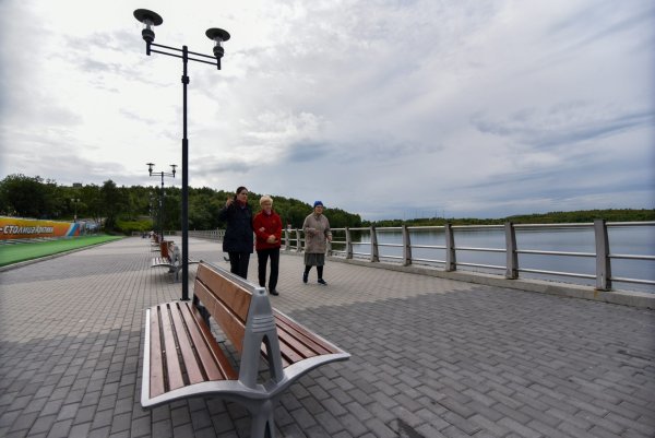 Семеновское озеро Мурманск парк набережная