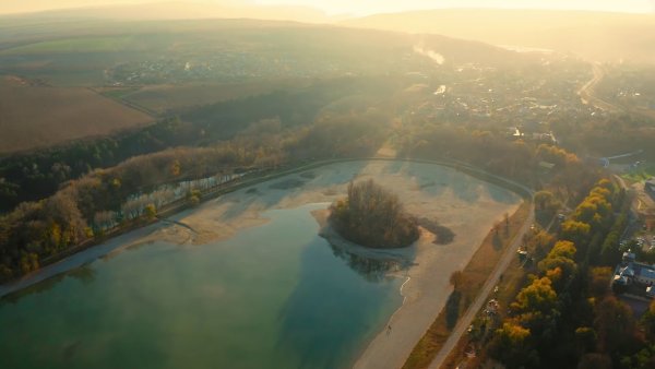 Ессентцксуое озеро городское