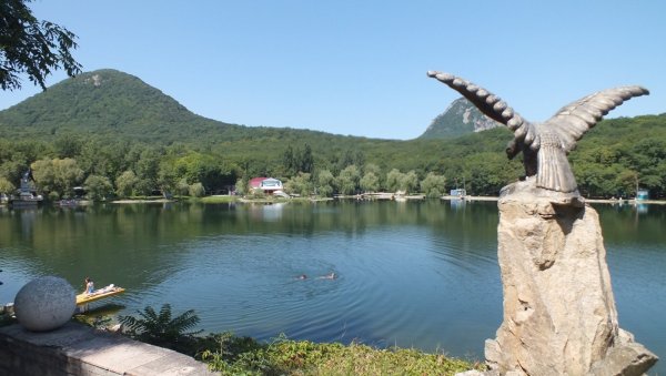 Железноводск парк с озером