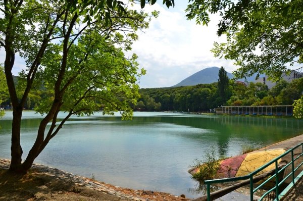 Курортное озеро в Железноводске