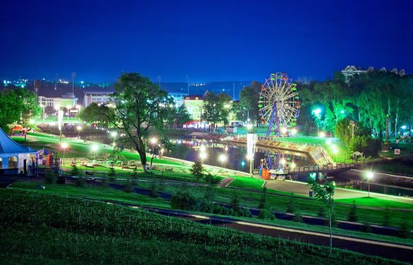 Ночной Саранск Пушкинский парк