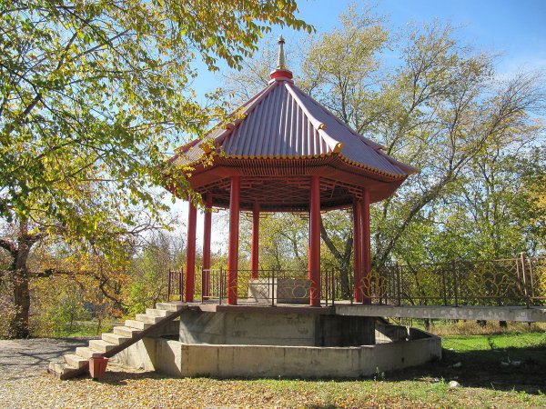 Родник бортха Элиста