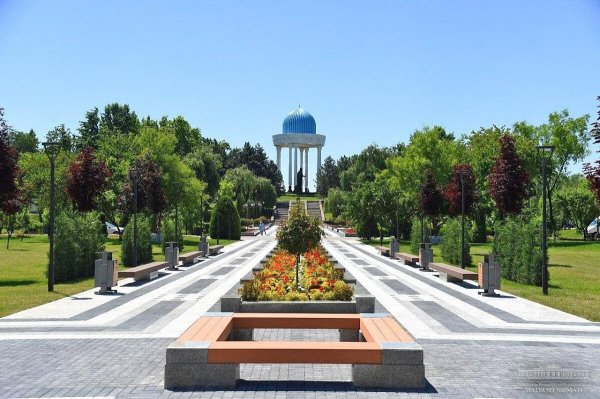 Парк Алишера Навои в Ташкенте