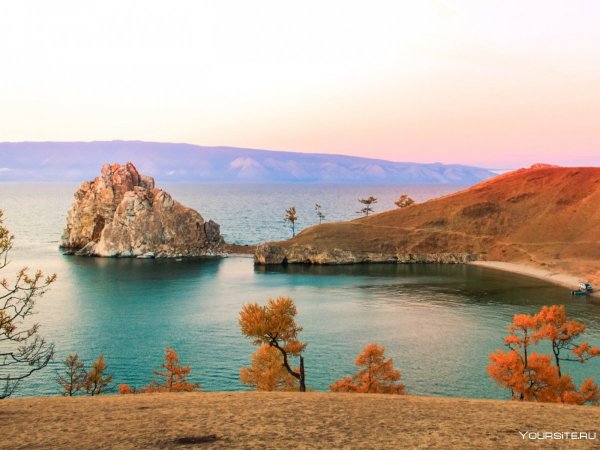 Остров Ольхон на Байкале осень