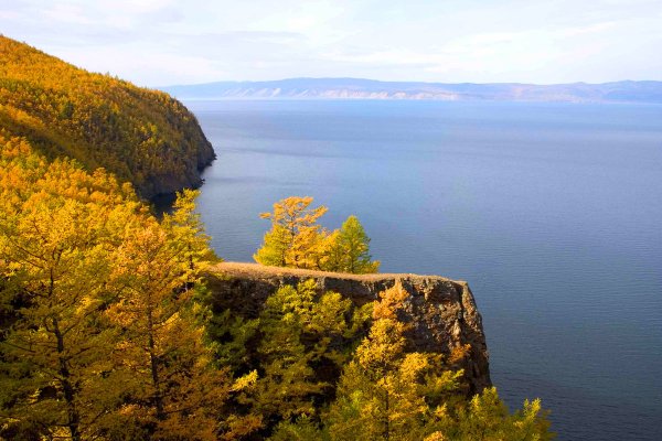 Листвянка Байкал осень