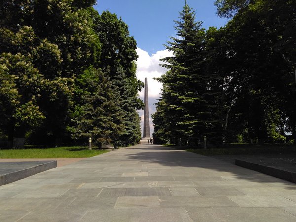 Аллея городов воинской славы в Киеве