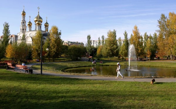 В. Абакане. Парк. Преображенский парк в Абакане