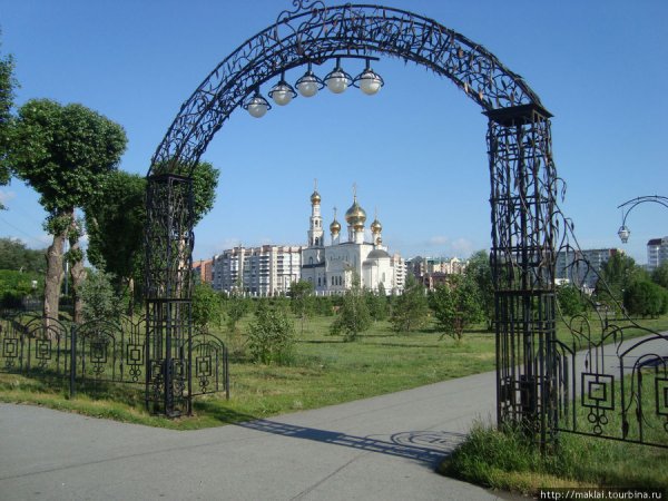 В. Абакане. Парк. Преображенский парк в Абакане