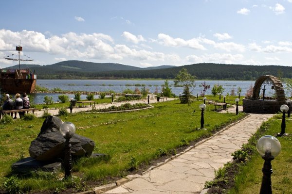 Златоуст пруд