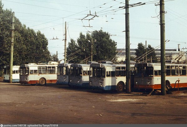ЗИУ 9 2 троллейбусный парк