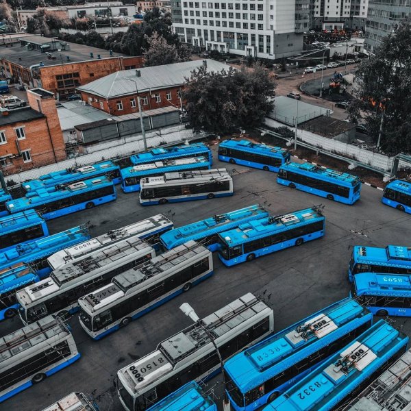 Стоянка троллейбусов 7 троллейбусный парк