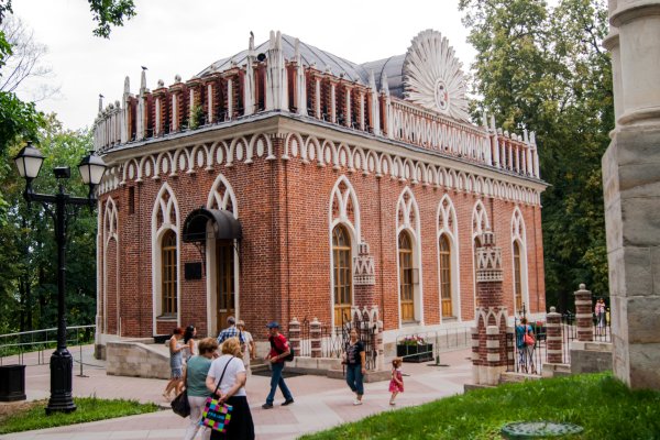 Малый дворец в Царицыно руины