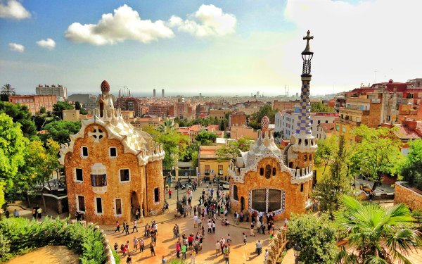 Парк Гуэль в Испании