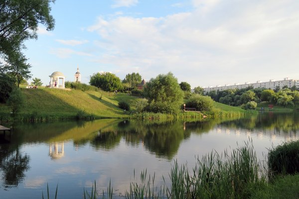 Покровский парк в Чертаново Южное весной