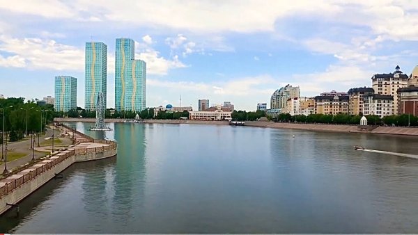 Набережная реки Есиль