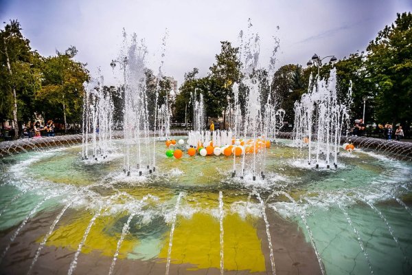 Чистяковская роща в Краснодаре фонтан