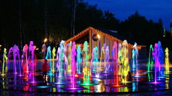 Парк семья Нижнекамск фонтан