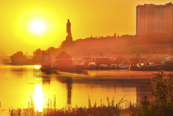 Рассвет в Красноармейском районе Волгоград