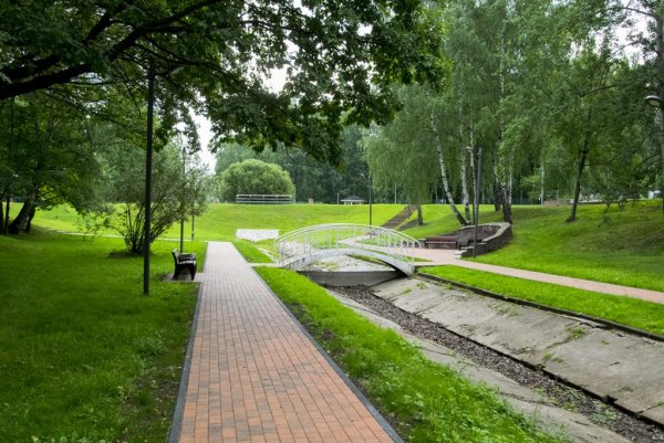 Лианозовский парк Москва